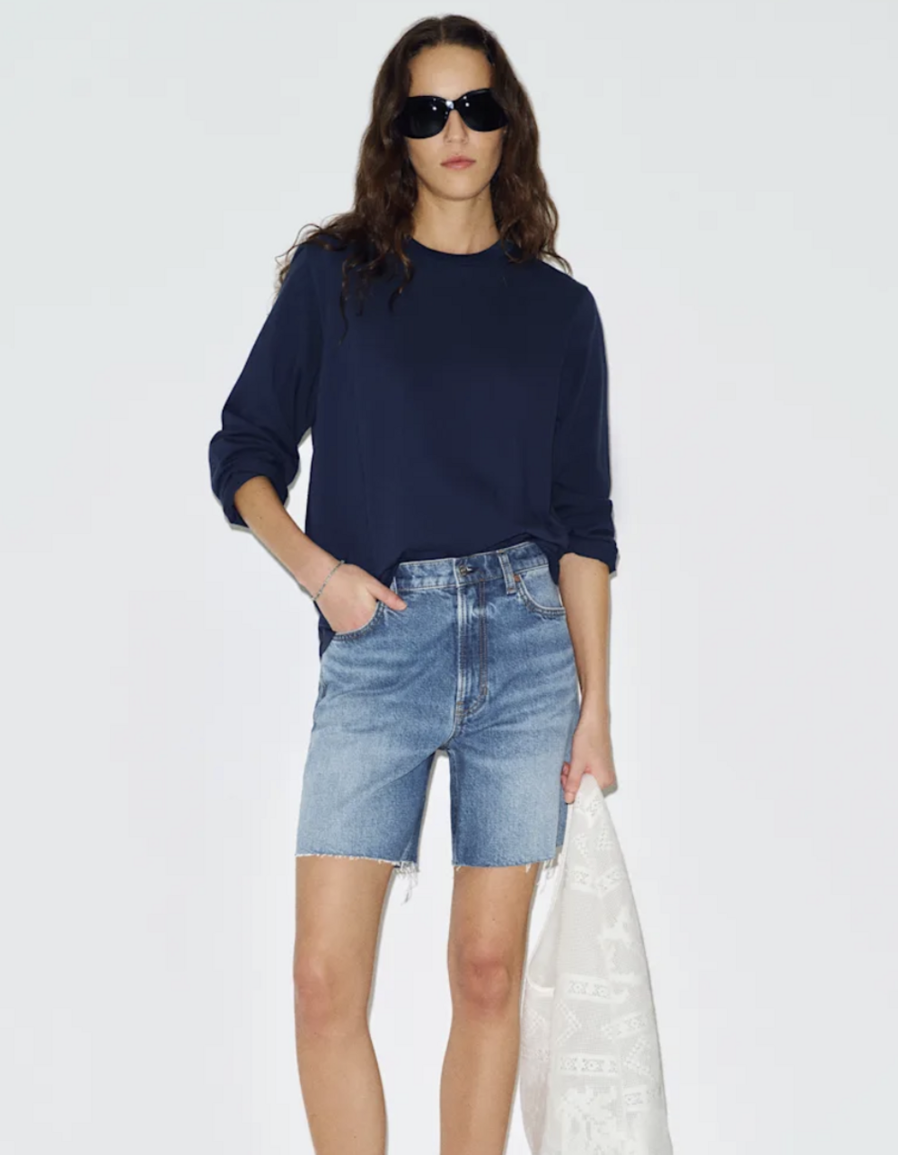 Reformation Saige High Rise 4” Jean Shorts Blue - Size 24